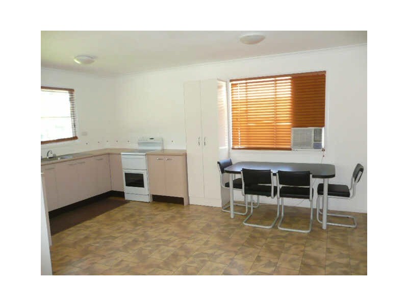 15 Kingfisher Street, Coochiemudlo Island QLD 4184