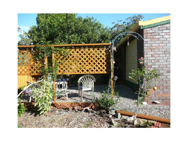 13 Mareela Street, Coochiemudlo Island QLD 4184