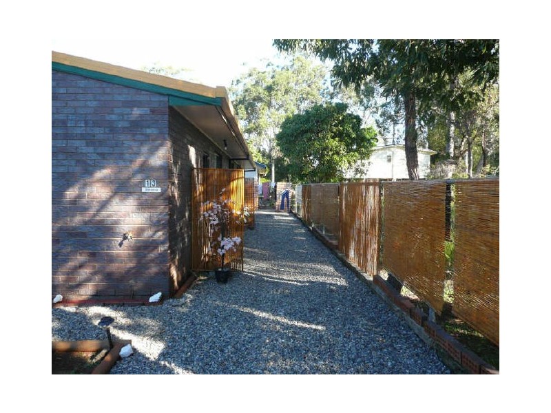 13 Mareela Street, Coochiemudlo Island QLD 4184