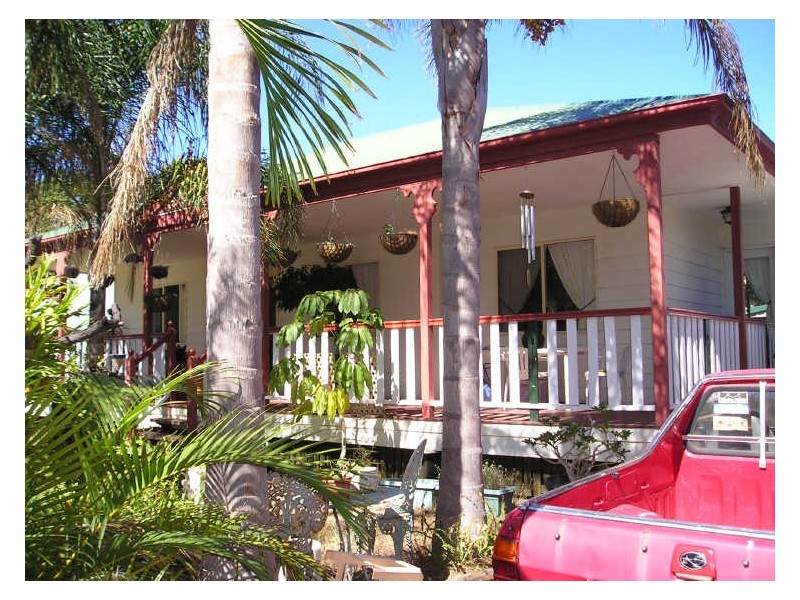 10 Maroo Street, Coochiemudlo Island QLD 4184