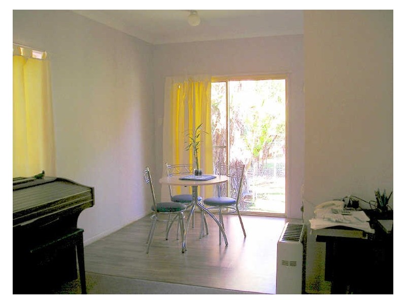 10 Maroo Street, Coochiemudlo Island QLD 4184