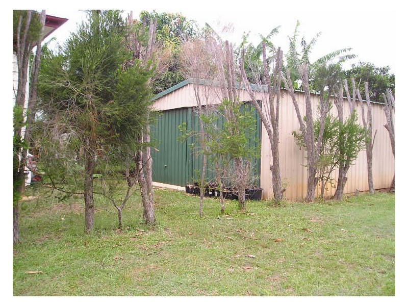 10 Maroo Street, Coochiemudlo Island QLD 4184