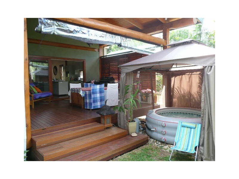 Coochiemudlo Island QLD 4184