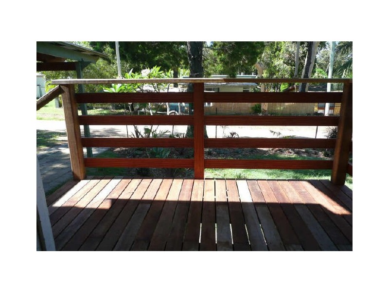 18 Merindah Street, Coochiemudlo Island QLD 4184