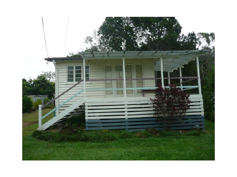 7 Pullen Street, Coochiemudlo Island QLD 4184