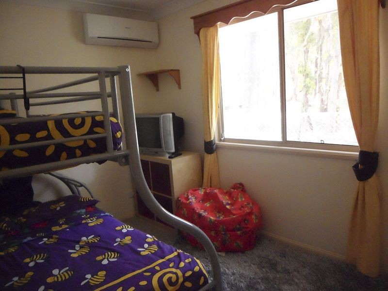 19 Perulpa Street, Coochiemudlo Island QLD 4184