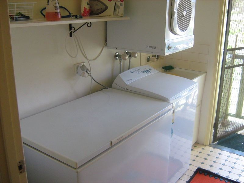 19 Perulpa Street, Coochiemudlo Island QLD 4184