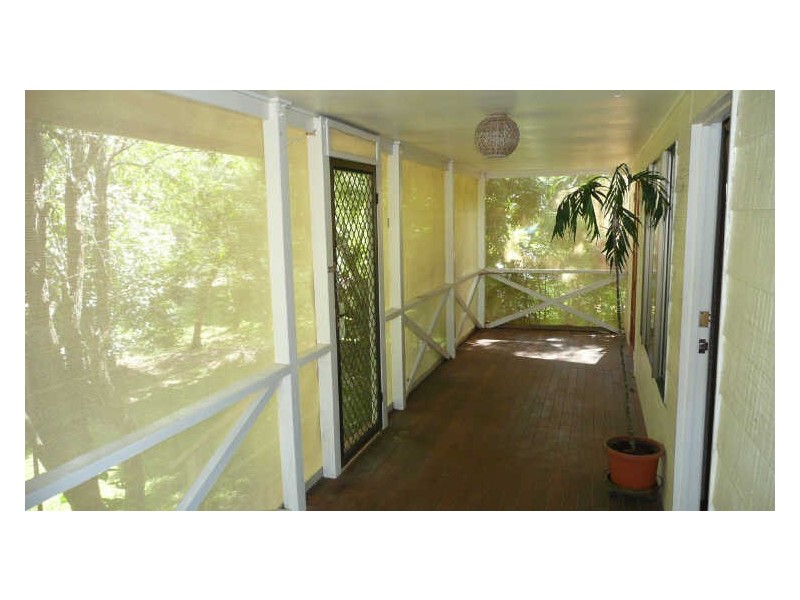 19 Kingfisher Street, Coochiemudlo Island QLD 4184