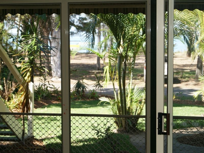 32 Victoria Parade, Coochiemudlo Island QLD 4184