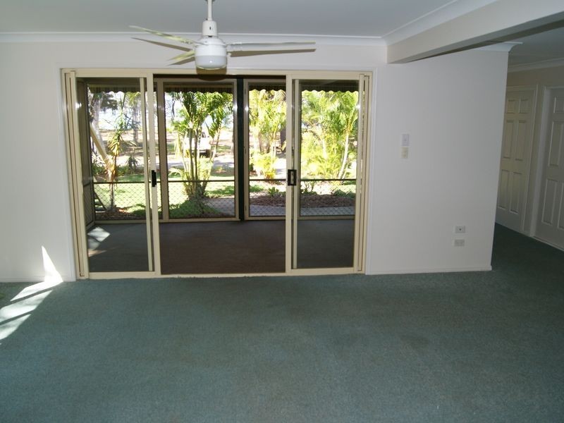 32 Victoria Parade, Coochiemudlo Island QLD 4184