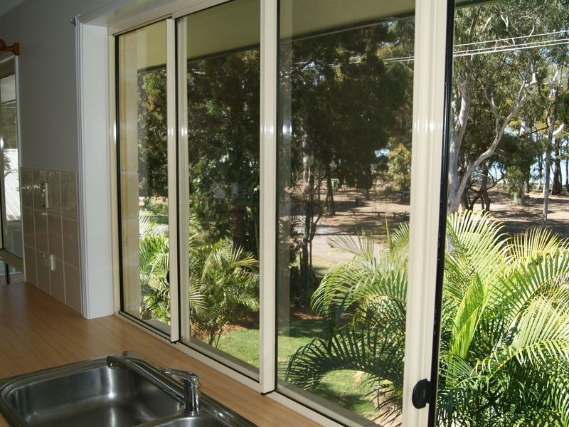 32 Victoria Parade, Coochiemudlo Island QLD 4184