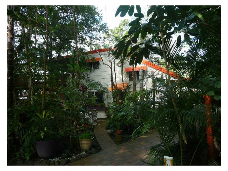 19 Ooyan Street, Coochiemudlo Island QLD 4184