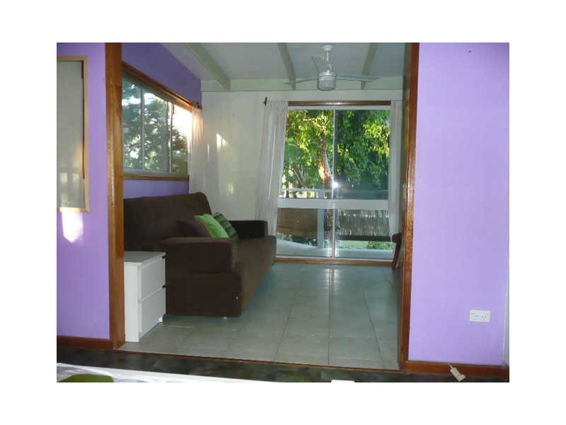 19 Ooyan Street, Coochiemudlo Island QLD 4184