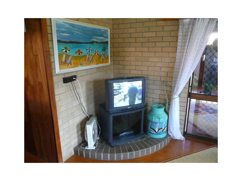 14 Orangegrove Street, Coochiemudlo Island QLD 4184