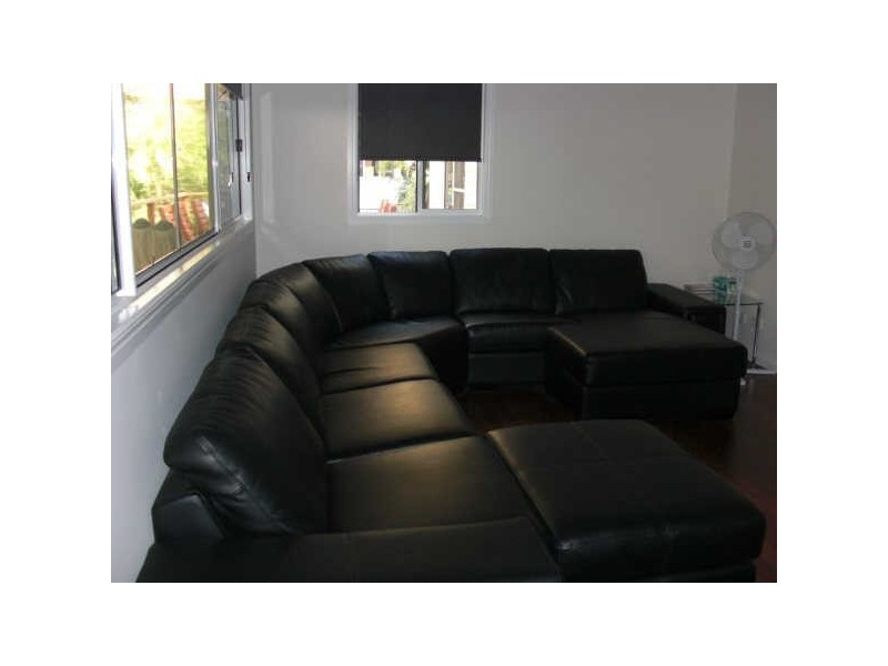 1 Moonah Street, Coochiemudlo Island QLD 4184