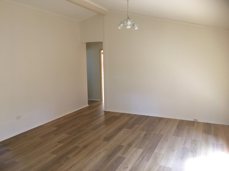 4 Maroo Street, Coochiemudlo Island QLD 4184