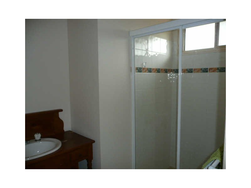 4 Marroo Street, Coochiemudlo Island QLD 4184