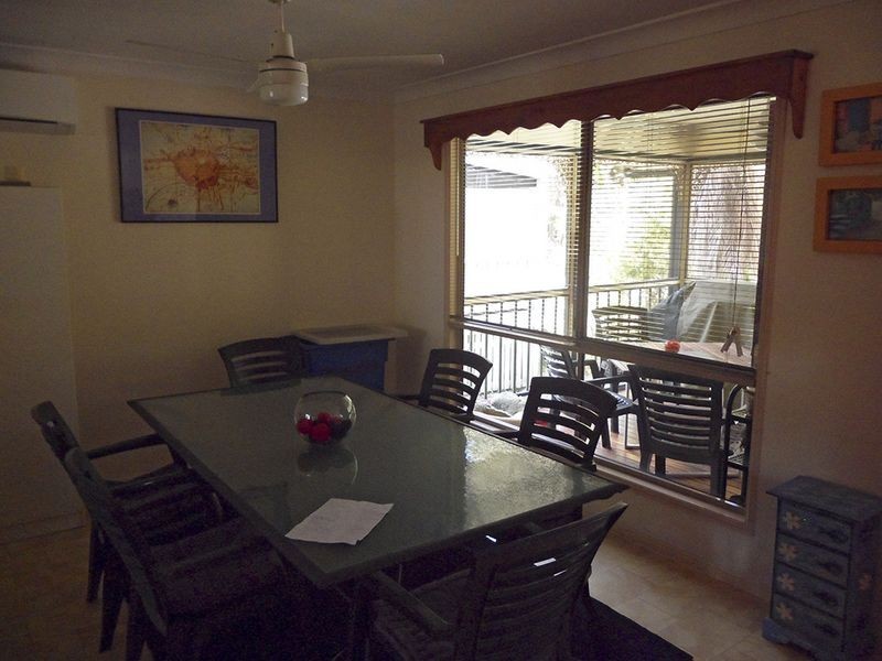 19 Perulpa Street, Coochiemudlo Island QLD 4184