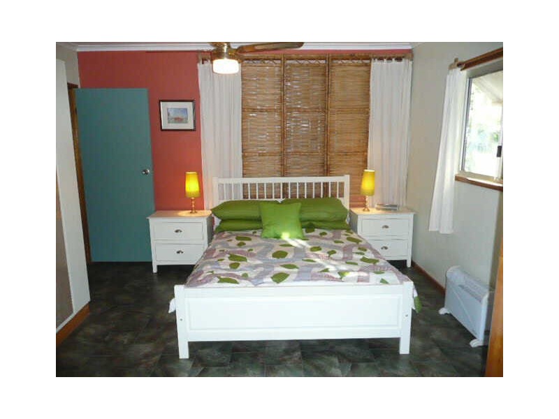 19 Ooyan St, Coochiemudlo Island QLD 4184