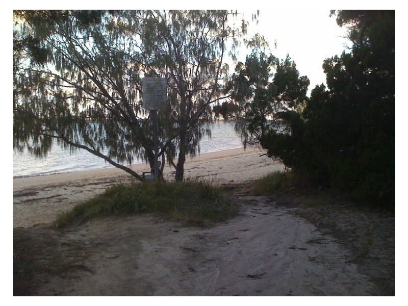 19 Ooyan St, Coochiemudlo Island QLD 4184