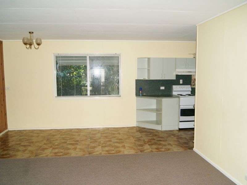 5 Orangegrove Street, Coochiemudlo Island QLD 4184