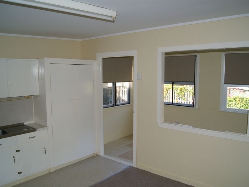 5 Orangegrove Street, Coochiemudlo Island QLD 4184