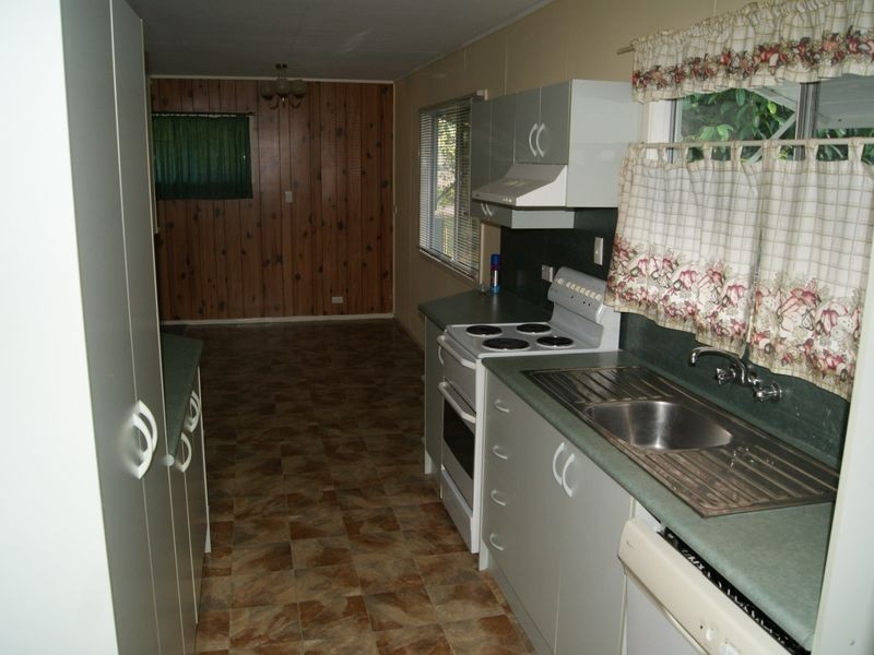 5 Orangegrove Street, Coochiemudlo Island QLD 4184