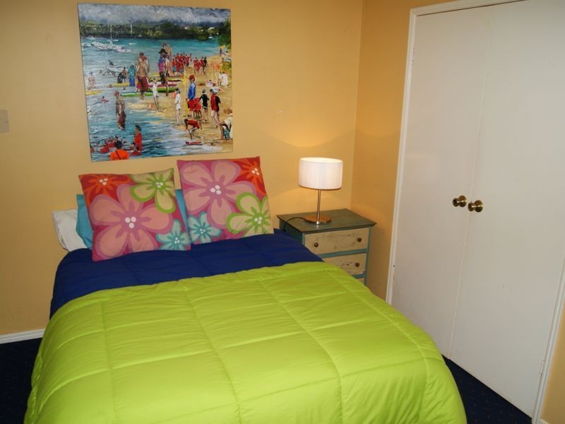 10 Flinders Street, Coochiemudlo Island QLD 4184