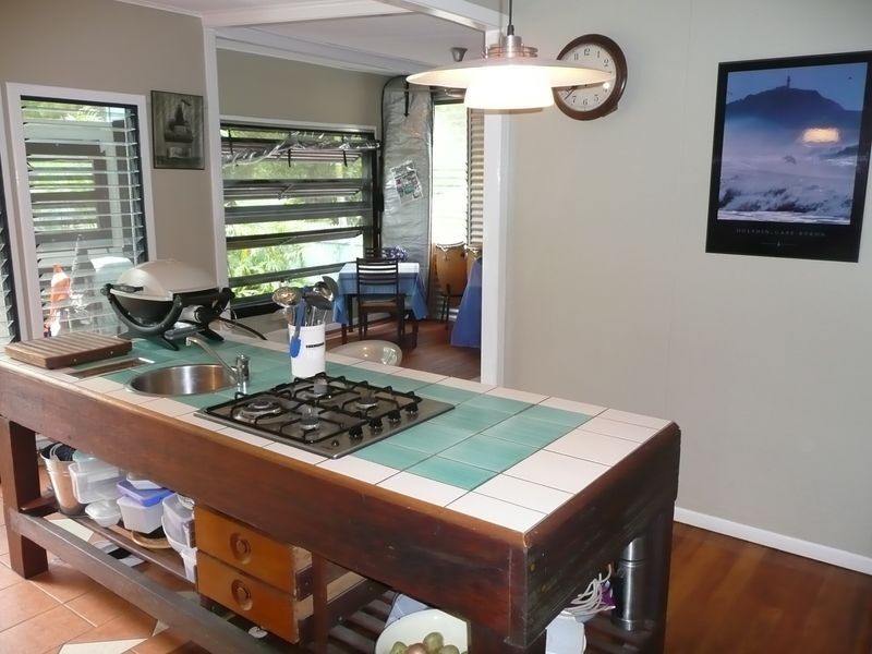 Coochiemudlo Island QLD 4184