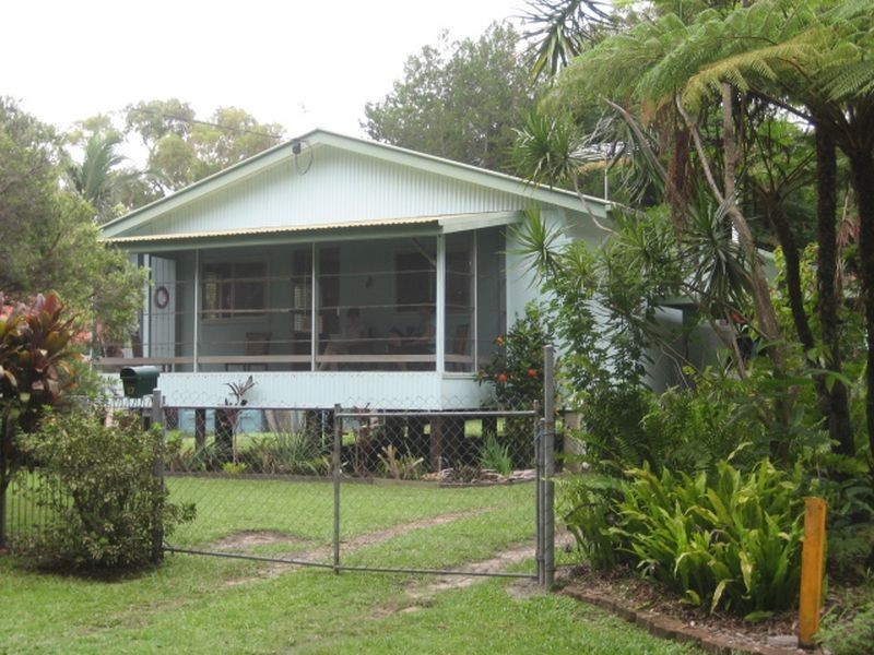 Coochiemudlo Island QLD 4184