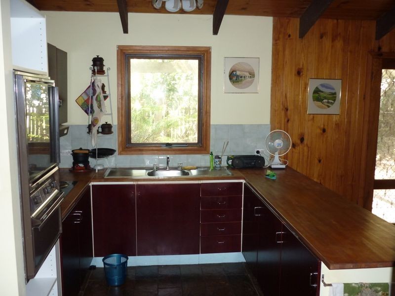 288 Victoria Parade West, Coochiemudlo Island QLD 4184