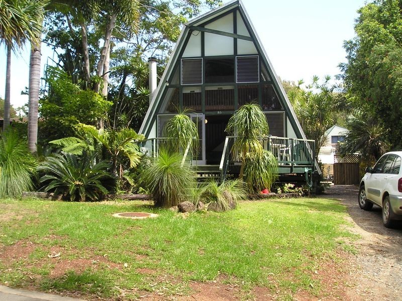 86 Victoria Parade, Coochiemudlo Island QLD 4184