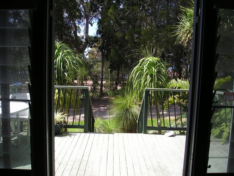 86 Victoria Parade, Coochiemudlo Island QLD 4184