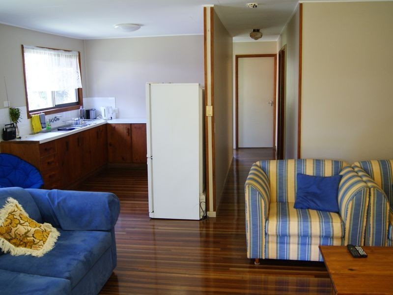 1 Ross, Coochiemudlo Island QLD 4184