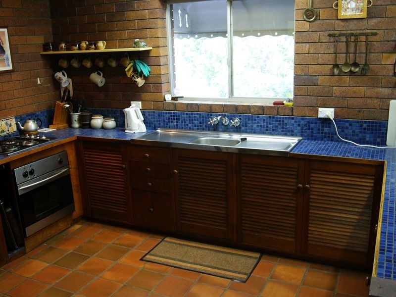 1 Aminya Street, Coochiemudlo Island QLD 4184