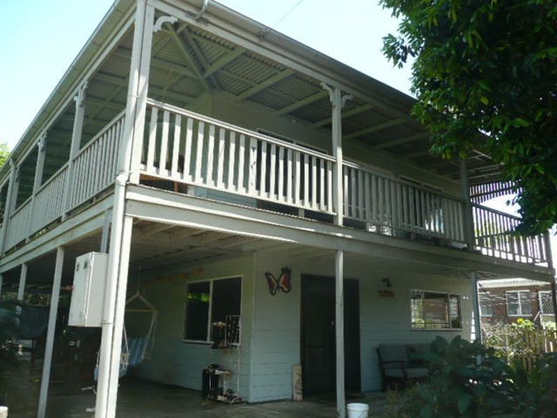 18 Orange Grove, Coochiemudlo Island QLD 4184