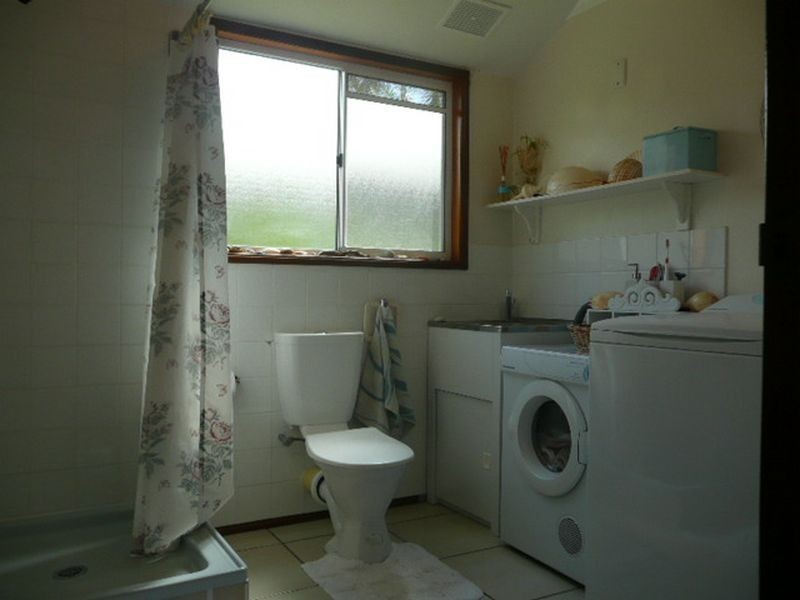 18 Orange Grove, Coochiemudlo Island QLD 4184