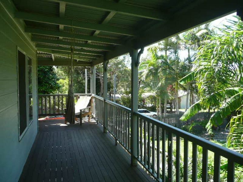 18 Orange Grove, Coochiemudlo Island QLD 4184