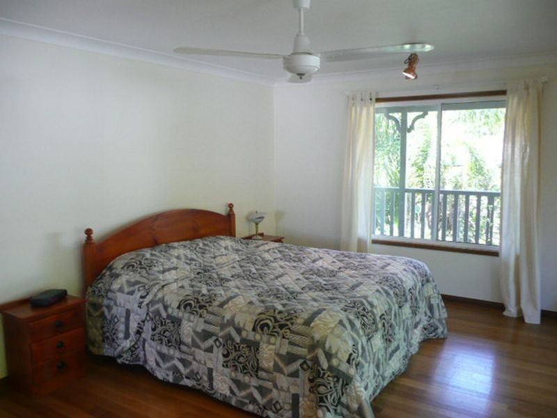 18 Orange Grove, Coochiemudlo Island QLD 4184