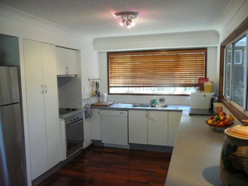 18 Orange Grove, Coochiemudlo Island QLD 4184