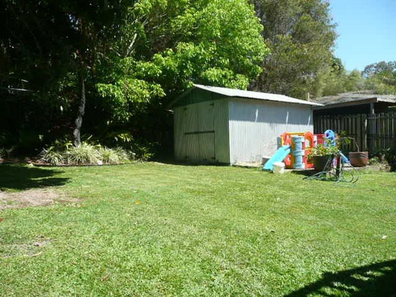 18 Orange Grove, Coochiemudlo Island QLD 4184