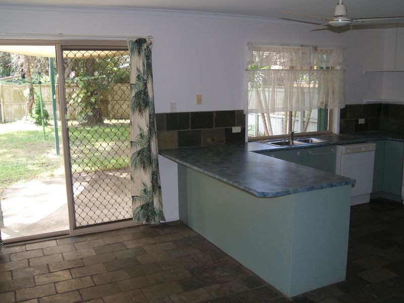 12 Shirley, Coochiemudlo Island QLD 4184