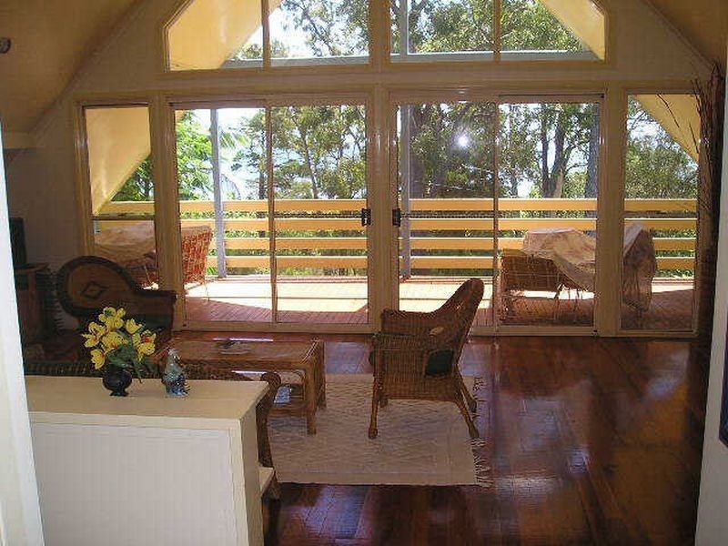 210 Victoria Parade, Coochiemudlo Island QLD 4184