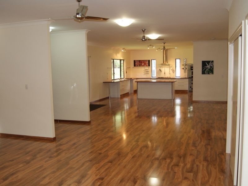 12 marroo street, Coochiemudlo Island QLD 4184