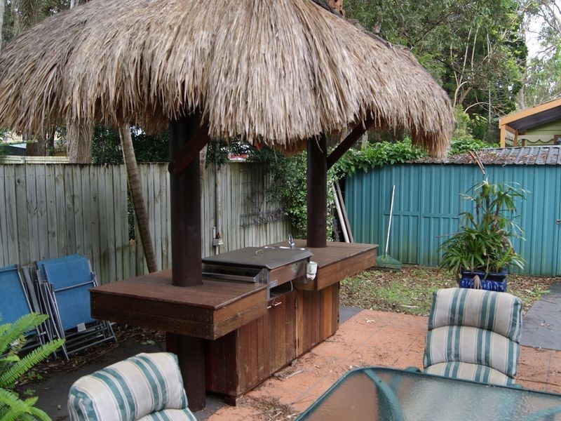 14 Shirley Street, Coochiemudlo Island QLD 4184