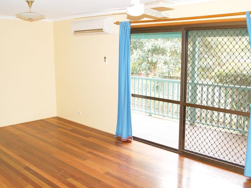 25 Perulpa Street, Coochiemudlo Island QLD 4184