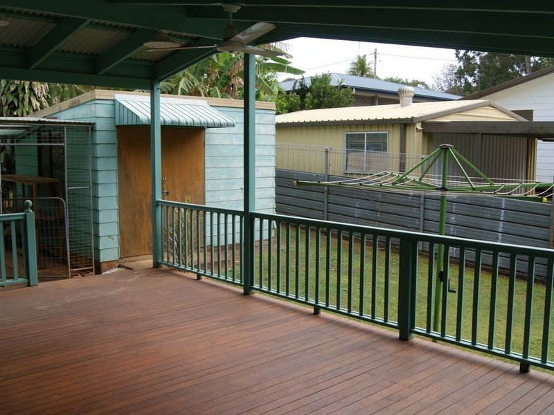 25 Perulpa Street, Coochiemudlo Island QLD 4184