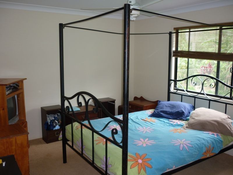 10 Mareela Street, Coochiemudlo Island QLD 4184