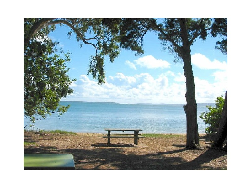 19 Pullen, Coochiemudlo Island QLD 4184