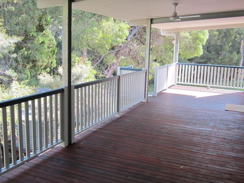 19 Elizabeth Street, Coochiemudlo Island QLD 4184